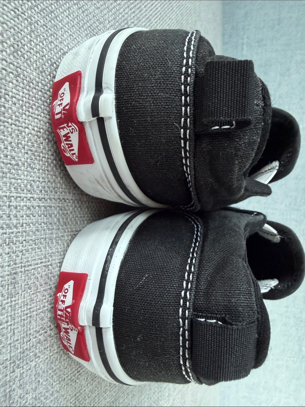 Kids Vans Black Slip-On Canvas Loafers with White Midsole Size 5,5 (Big Kid) - Picture 8 of 12